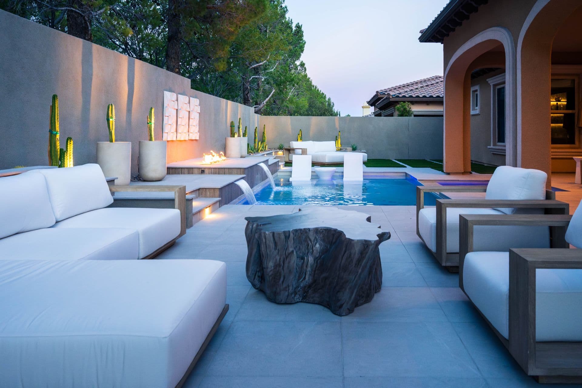 Modern Luxury Backyard Design