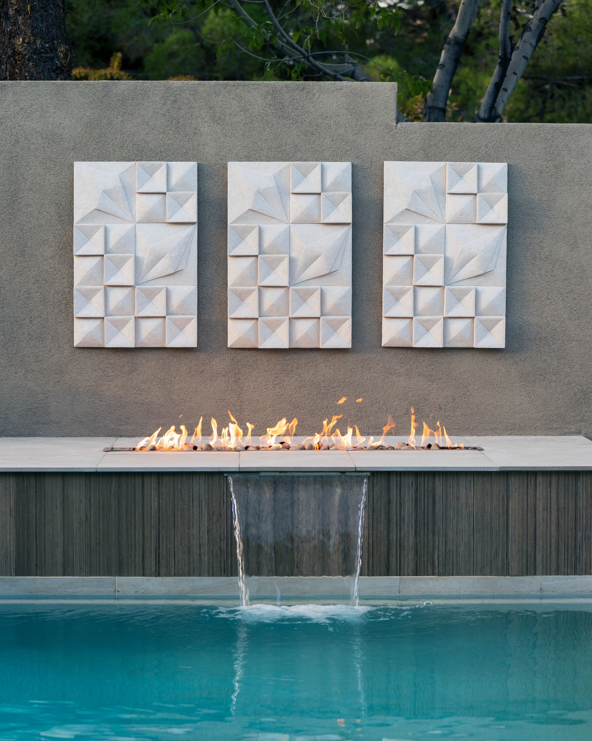 Gallery photos for Modern Luxury Backyard Design: Image #6